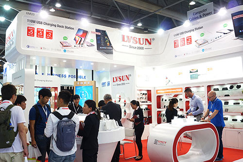 Beyond Achievements for Future – LVSUN High Power PD Wireless Charging Station Show auf der Hong Kong Global Sources Electronics Show 2019